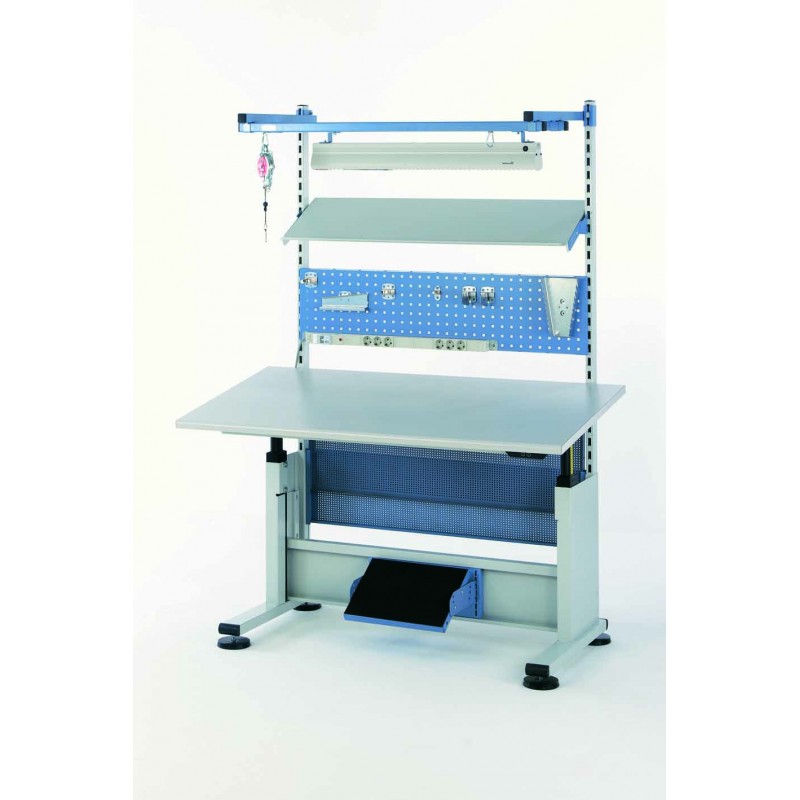 Assembly tables Assembly tables